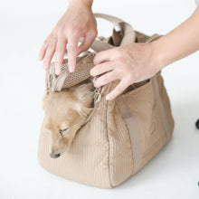 Load image into Gallery viewer, CITY//PET CARRIER
