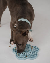 Load image into Gallery viewer, Dexypaws Silicone Snuffle Mat &quot;Hide + Seek&quot; Flower, Blue
