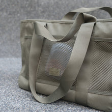 Load image into Gallery viewer, SUBWAY//PET CARRIER
